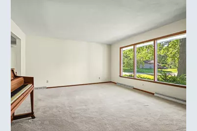 7564 Ivory Court, Rockford, IL 61108 - Photo 8
