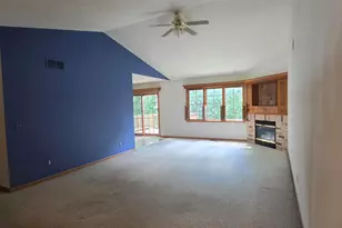 4150 Riverwood Dr, Loves Park, IL 61111 - Photo 4