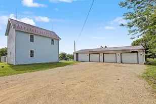 3655 S Massbach Rd, Stockton, IL 61085 - Photo 4