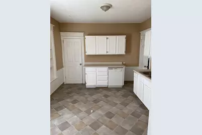 1533 Parmele Street, Rockford, IL 61104 - Photo 6
