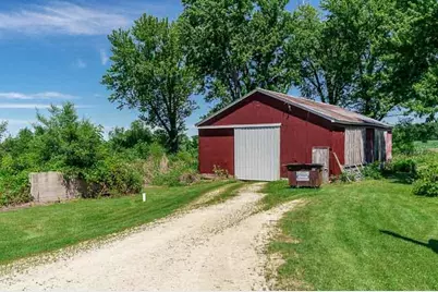 8983 Cemetery Road, Winnebago, IL 61088 - Photo 56