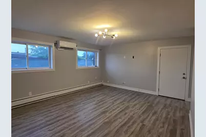 304 W Main Street, Genoa, IL 60135 - Photo 10