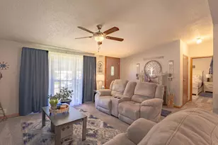 5519 Autumnash Ln, Machesney Park, IL 61115 - Photo 4