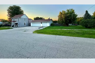 208 E Broad Street, Mount Carroll, IL 61053 - Photo 16
