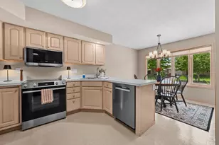 7148 Weathered Oak Ln, Rockford, IL 61107 - Photo 8
