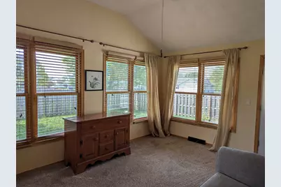 1891 Indian Springs Court, Freeport, IL 61032 - Photo 6