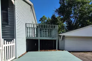 5773 Kirkwood Dr, Rockford, IL 61109 - Photo 2