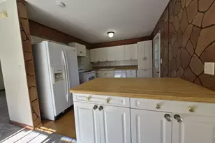 5773 Kirkwood Dr, Rockford, IL 61109 - Photo 10
