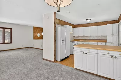 5773 Kirkwood Drive, Rockford, IL 61109 - Photo 10
