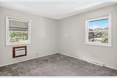 5773 Kirkwood Drive, Rockford, IL 61109 - Photo 14