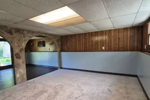 5773 Kirkwood Dr, Rockford, IL 61109 - Photo 14