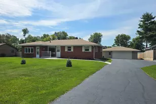 4850 Fielding Rd, Rockford, IL 61102 - Photo 1