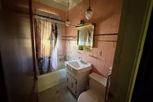 14032 Burnham Ave, Chicago, IL 60633 - Photo 12