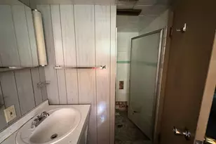 14032 Burnham Ave, Chicago, IL 60633 - Photo 18