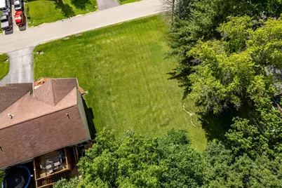 411 NE Staffordshire Drive, Poplar Grove, IL 61065 - Photo 4
