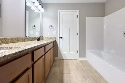 5335 Jackies Court, Loves Park, IL 61111 - Photo 6