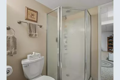 612 N Oak Knolls Avenue, Rockford, IL 61107 - Photo 32