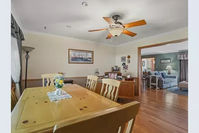612 N Oak Knolls Avenue, Rockford, IL 61107 - Photo 16