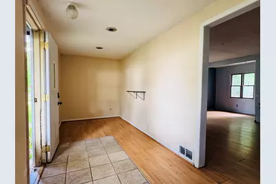 1712 Carney Avenue, Rockford, IL 61103 - Photo 6
