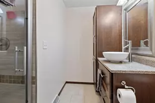 1951 Valencia Dr, Rockford, IL 61108 - Photo 18
