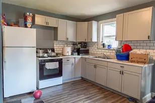 710 Kishwaukee St, Rockford, IL 61104 - Photo 2