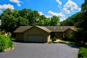11 Peninsula Dr, Galena, IL 61036 - Photo 1
