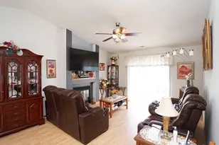 7685 Creek Bend, Rockford, IL 61114 - Photo 8