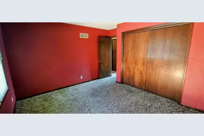 2315 Mallard Dr, Freeport, IL 61032 - Photo 10