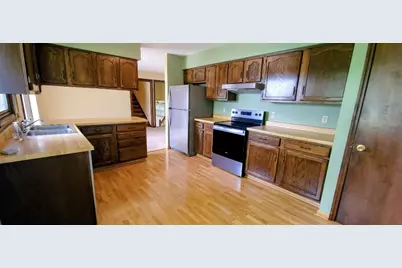 2315 Mallard Dr, Freeport, IL 61032 - Photo 8