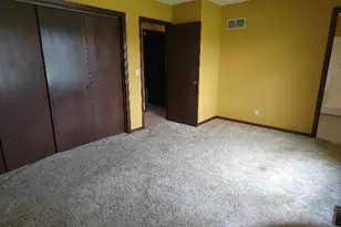 2315 Mallard Dr, Freeport, IL 61032 - Photo 12