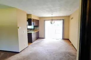 2315 Mallard Dr, Freeport, IL 61032 - Photo 4