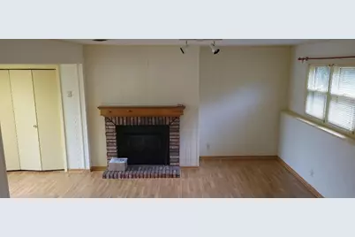 2315 Mallard Dr, Freeport, IL 61032 - Photo 6