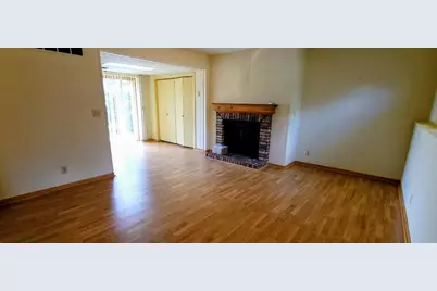 2315 Mallard Dr, Freeport, IL 61032 - Photo 14