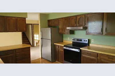 2315 Mallard Dr, Freeport, IL 61032 - Photo 2