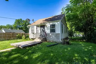 301 Vincent Ave, Rockford, IL 61102 - Photo 1