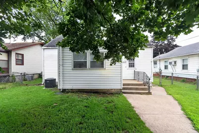 228 E Riverside Boulevard, Loves Park, IL 61111 - Photo 38
