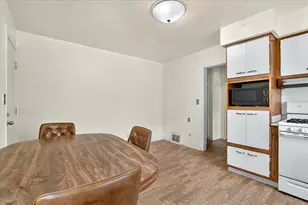 228 E Riverside Blvd, Loves Park, IL 61111 - Photo 14