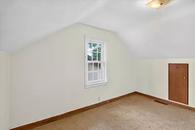 228 E Riverside Boulevard, Loves Park, IL 61111 - Photo 18