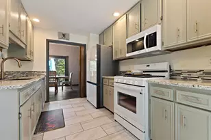 5952 Allerton Dr, Rockford, IL 61114 - Photo 12
