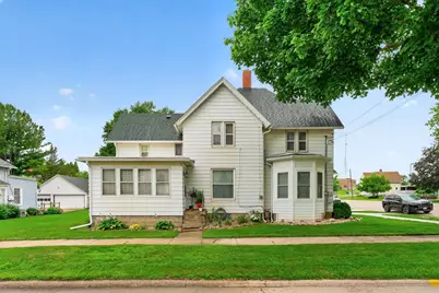 404 N Main Street, Belvidere, IL 61008 - Photo 4