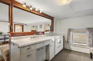 224 E 5th St, Pecatonica, IL 61063 - Photo 22