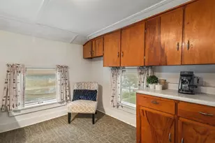 224 E 5th St, Pecatonica, IL 61063 - Photo 24