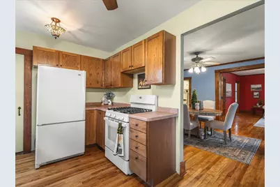 224 E 5th Street, Pecatonica, IL 61063 - Photo 8