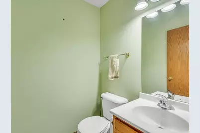 13033 Springhill Drive, Winnebago, IL 61088 - Photo 18