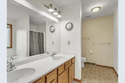 13033 Springhill Drive, Winnebago, IL 61088 - Photo 14