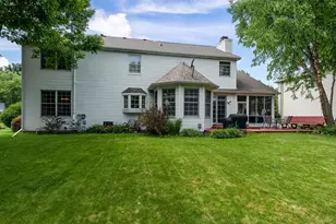 1647 Oakforest Dr, Rockford, IL 61107 - Photo 10
