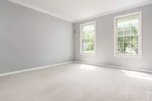 1647 Oakforest Dr, Rockford, IL 61107 - Photo 20