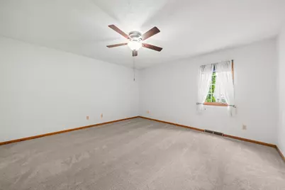 667 Westport Drive, Rockton, IL 61072 - Photo 26