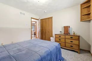45 Roosevelt Dr, East Dubuque, IL 61025 - Photo 24