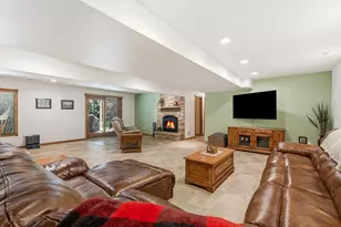 45 Roosevelt Dr, East Dubuque, IL 61025 - Photo 28